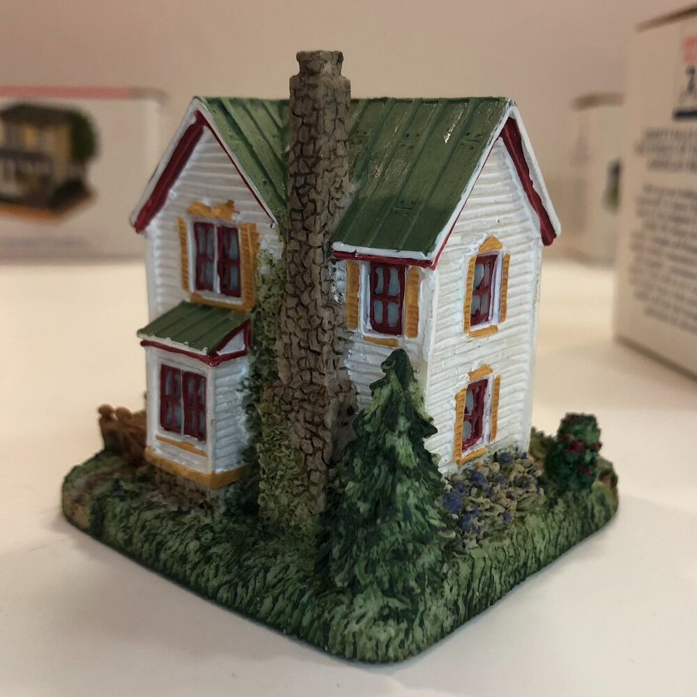 The Henshaw House 1999 Liberty Falls Collection AH181 with Original Box - Picture 7 of 16